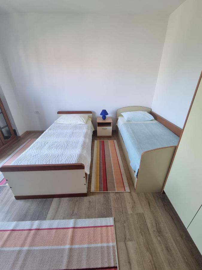 Apartment Mate Sukosan Luaran gambar